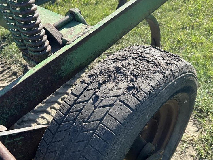john-deere-4110-image-12