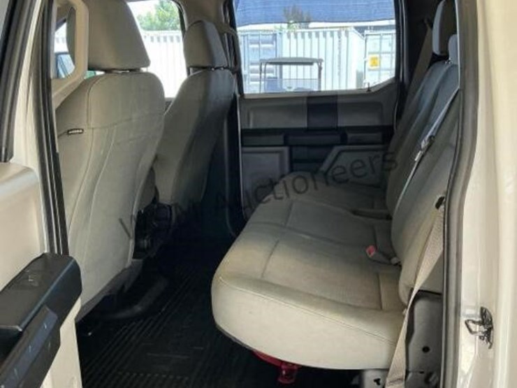 2017-ford-f250-image-27