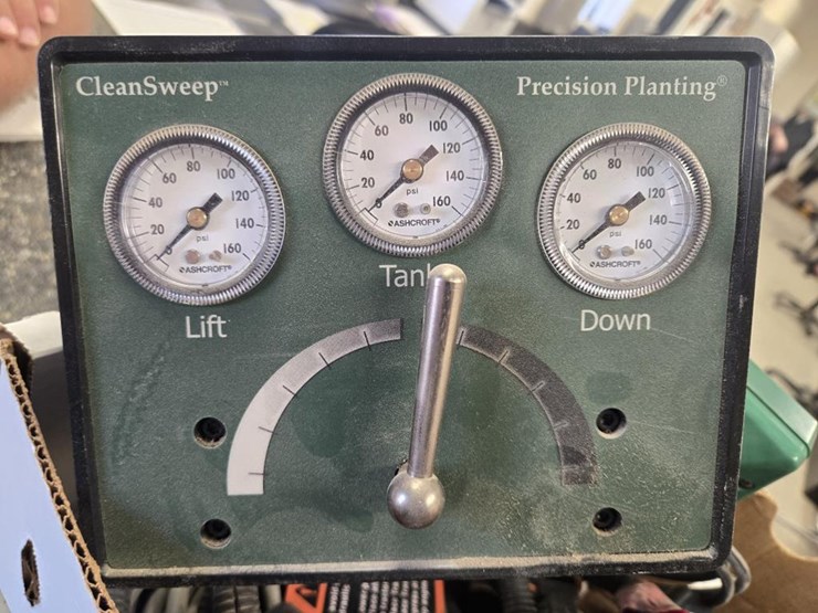 john-deere-1770nt-image-23