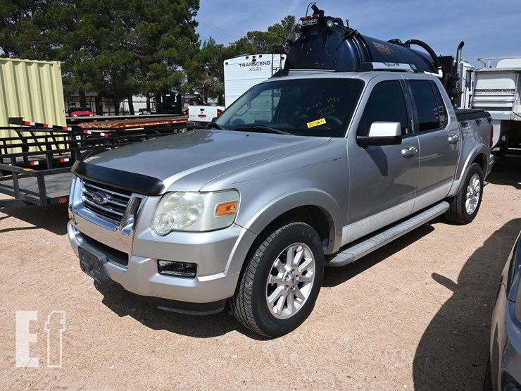2008-ford-explorer-image-1