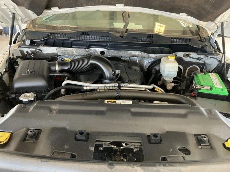 2014-dodge-2500-image-11