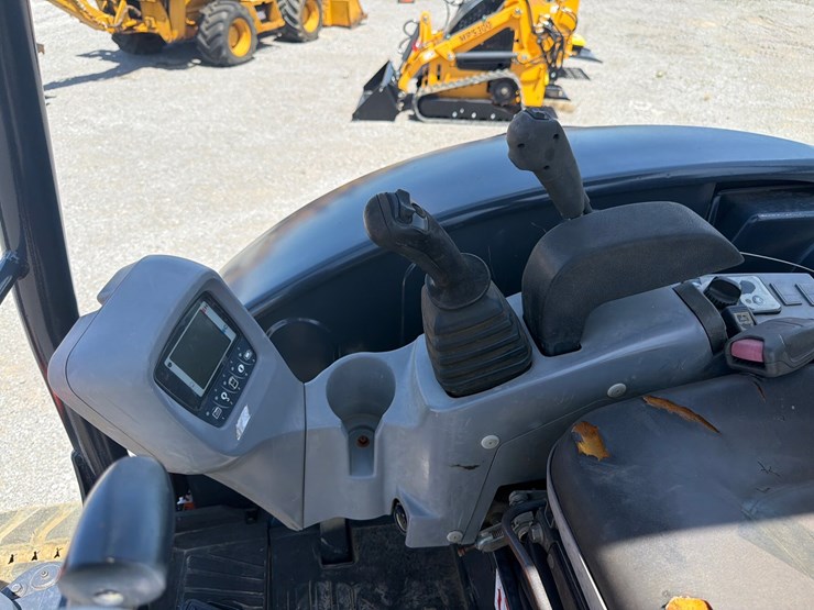 kubota-kx033-4-image-10