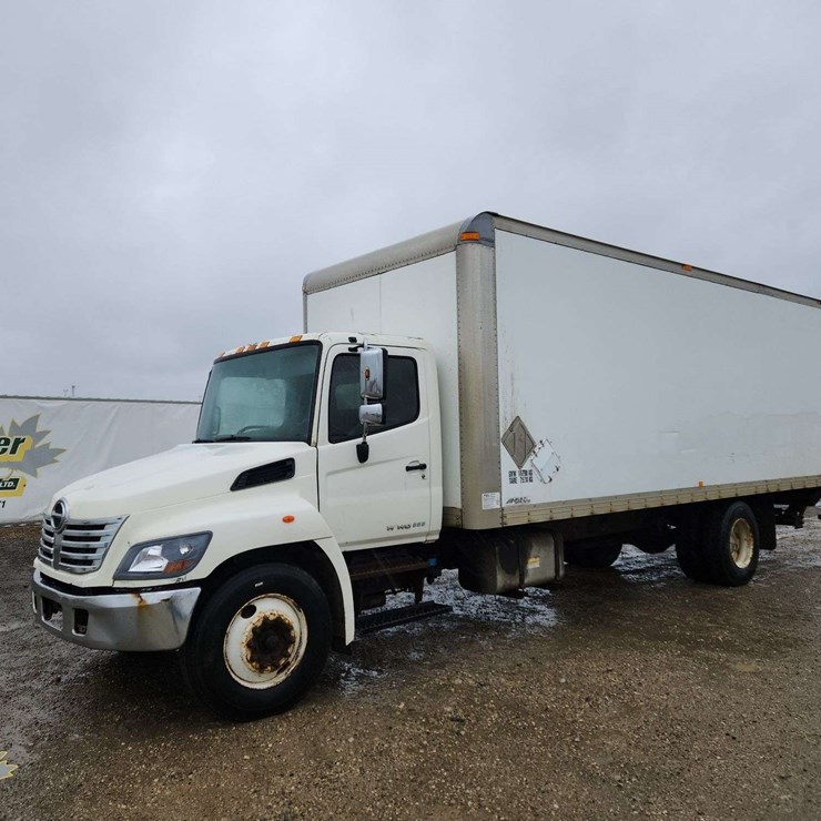 2010 HINO 308