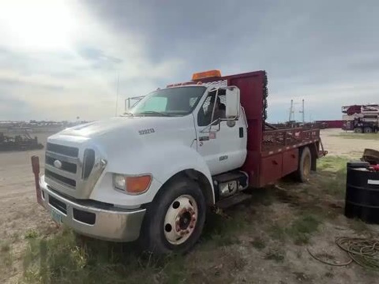 2008-ford-f650-image-1