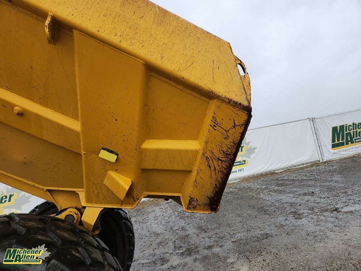 2014-deere-300d-image-29
