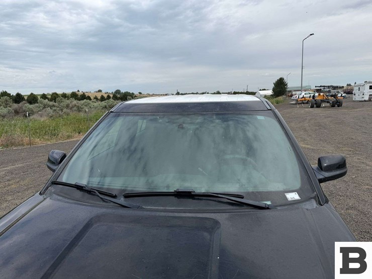 2017-ford-explorer-image-9