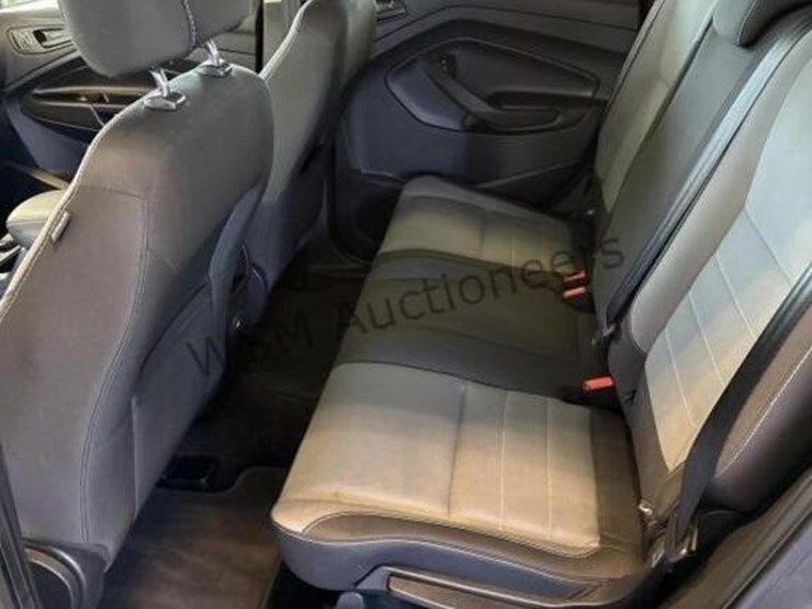 2017-ford-escape-image-24