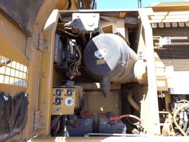 2008-caterpillar-m325d-mh-image-49