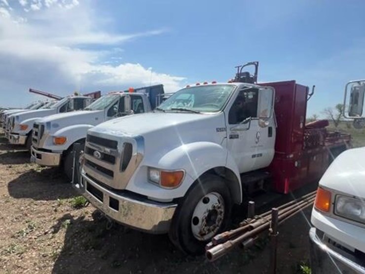 2007-ford-f650-image-1