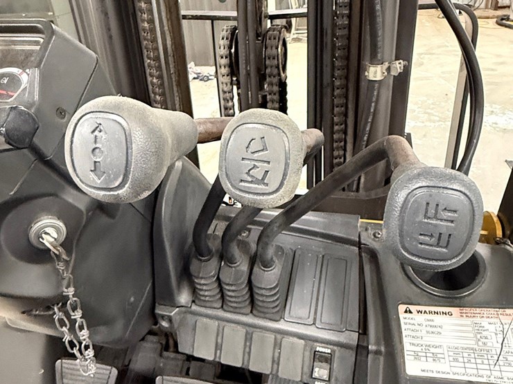 caterpillar-c5000-image-6