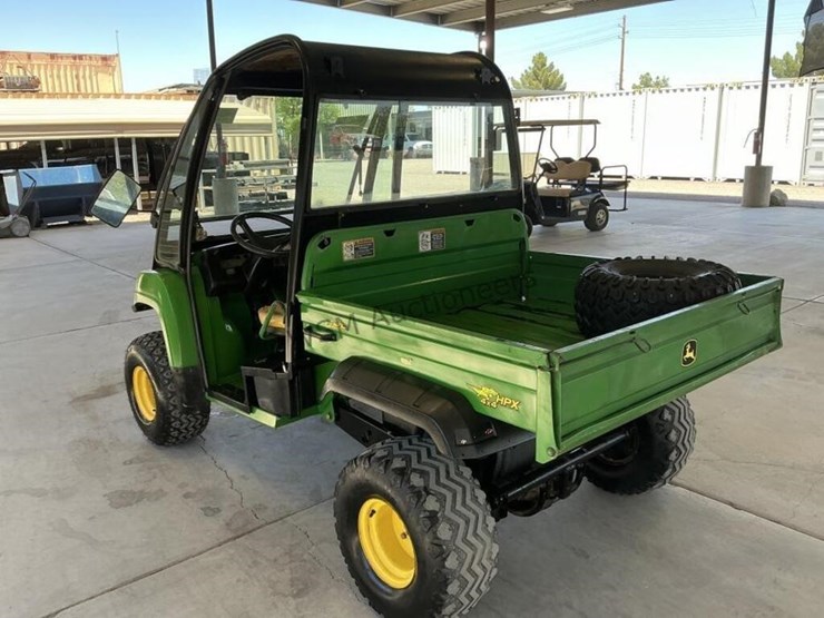 john-deere-gator-hpx-image-5
