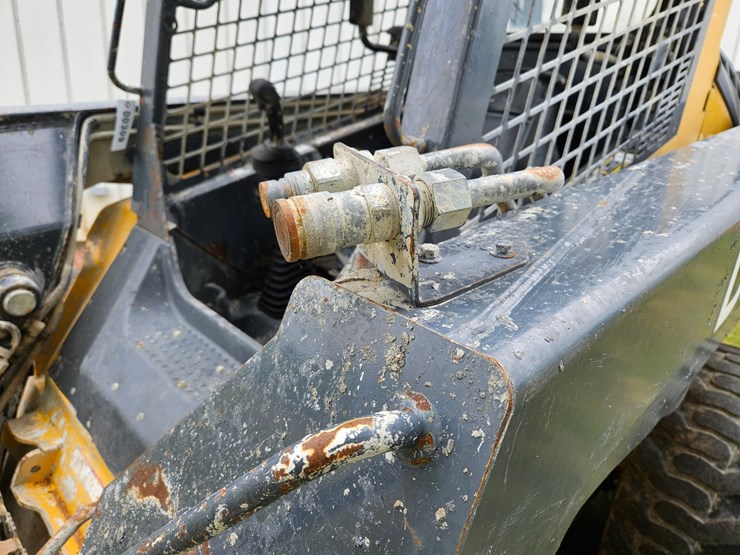 deere-326d-image-19