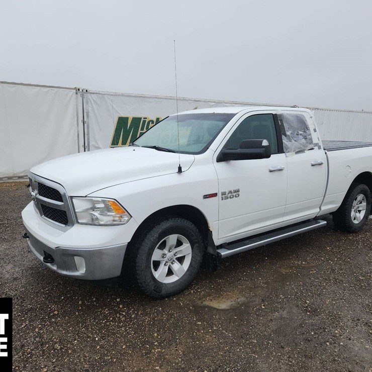 2015 DODGE 1500