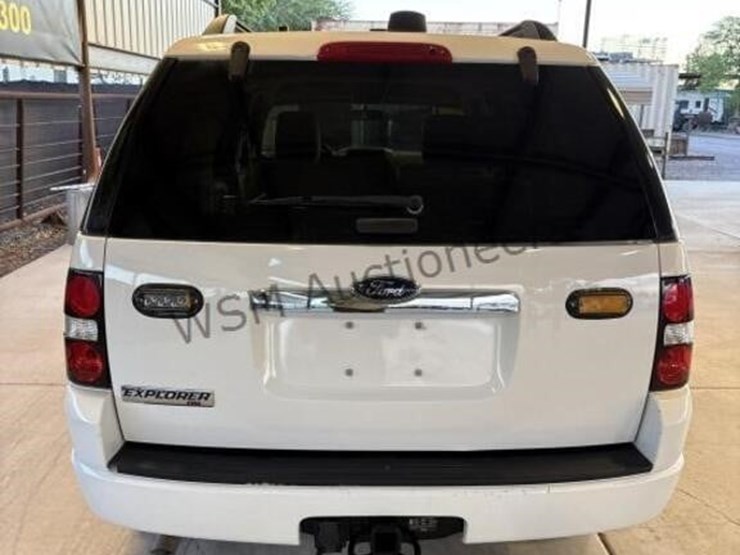 2009-ford-explorer-image-7