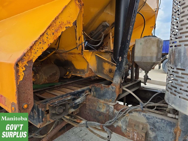 2010-international-workstar-7600-image-14