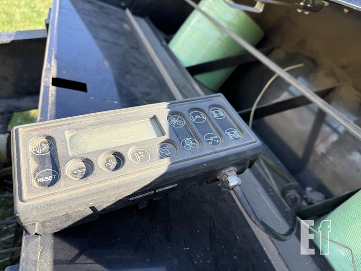 case-ih-810-image-8