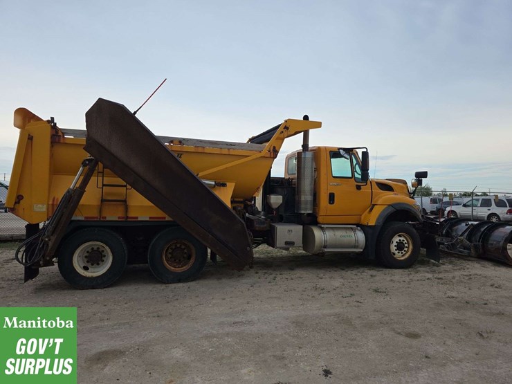 2008-international-workstar-7600-image-8