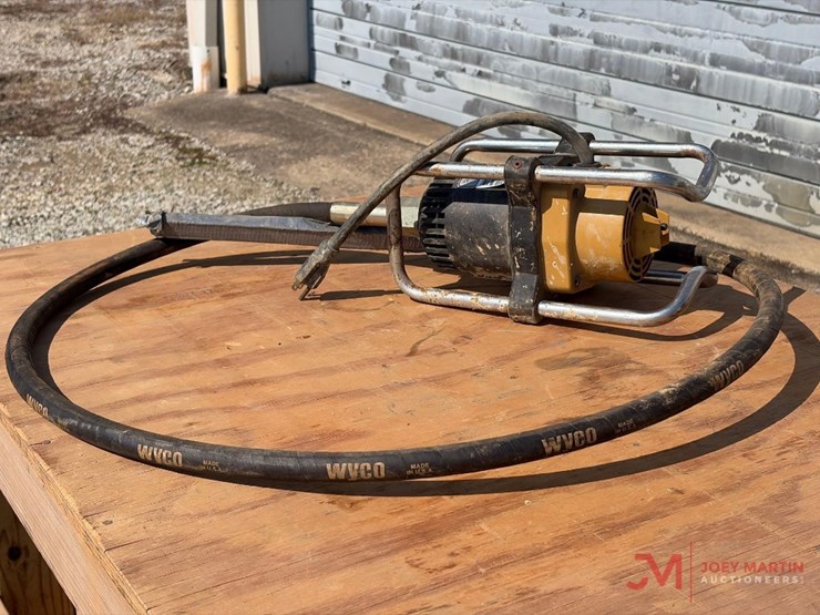 electric-concrete-vibrator-image-4