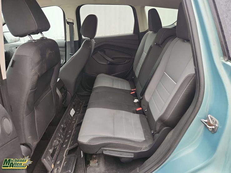 2013-ford-escape-image-15