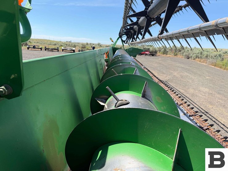 2004-john-deere-630f-image-26