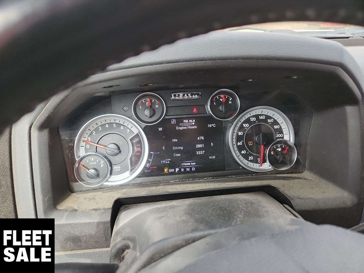 2013-ram-2500-slt-image-32