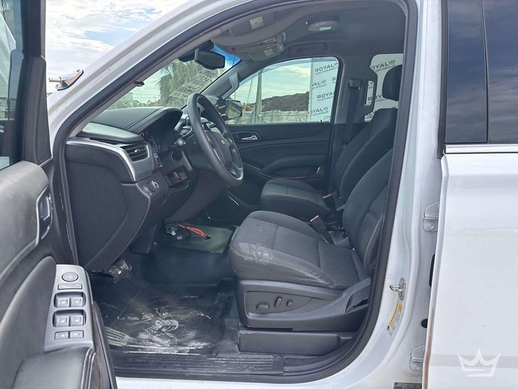 2019-chevrolet-tahoe-image-7