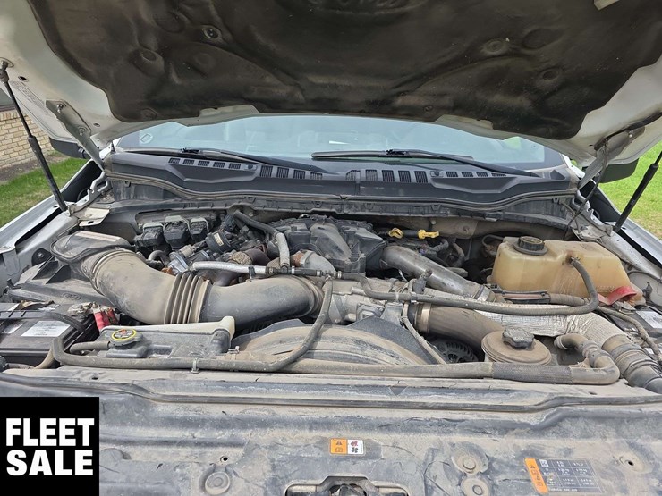 2017-ford-f550-image-26