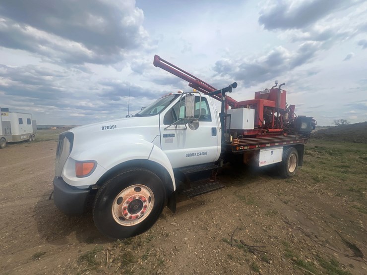 2004-ford-f750-image-2