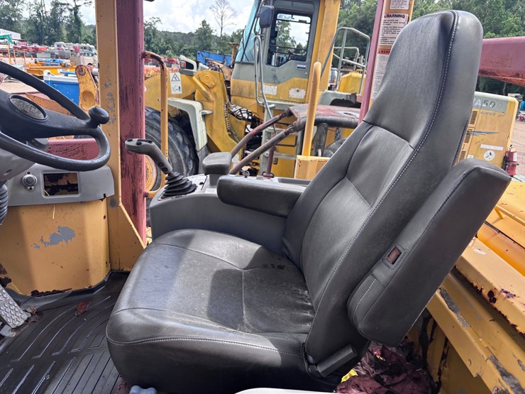 komatsu-wa250-image-7