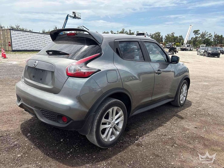 2015-nissan-juke-image-4