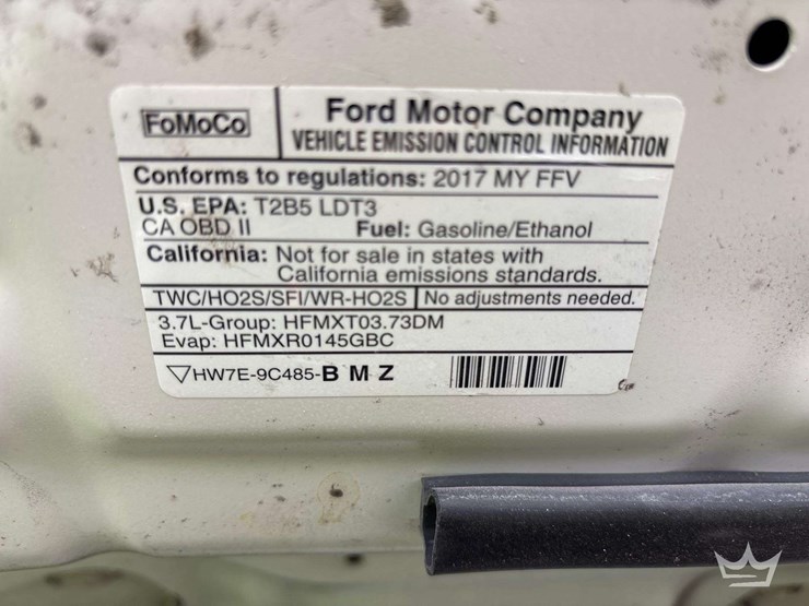 2017-ford-explorer-image-13