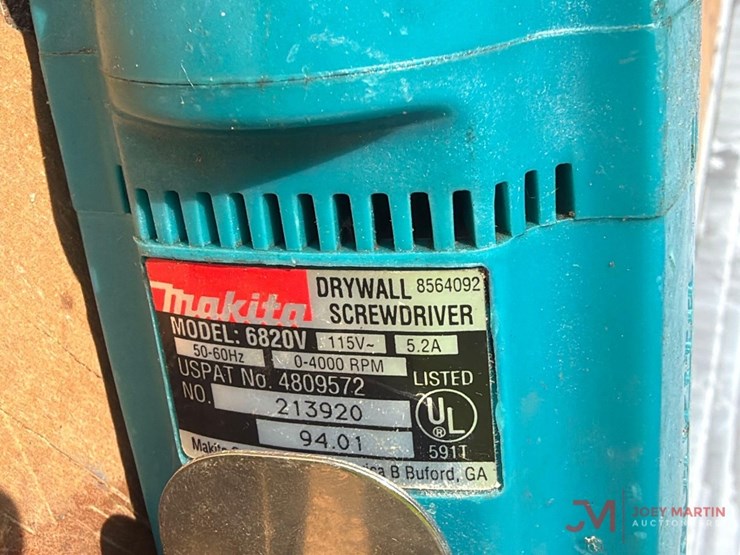 makita-electric-drywall-screwdriver-and-vsr-electric-drywall-screwdriver-image-8