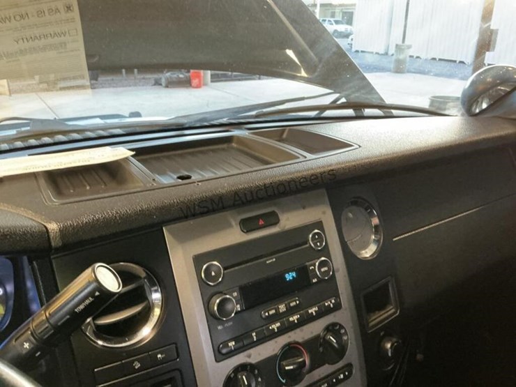 2016-ford-expedition-image-19