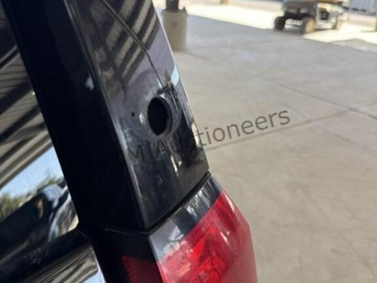 2019-chevrolet-tahoe-image-12