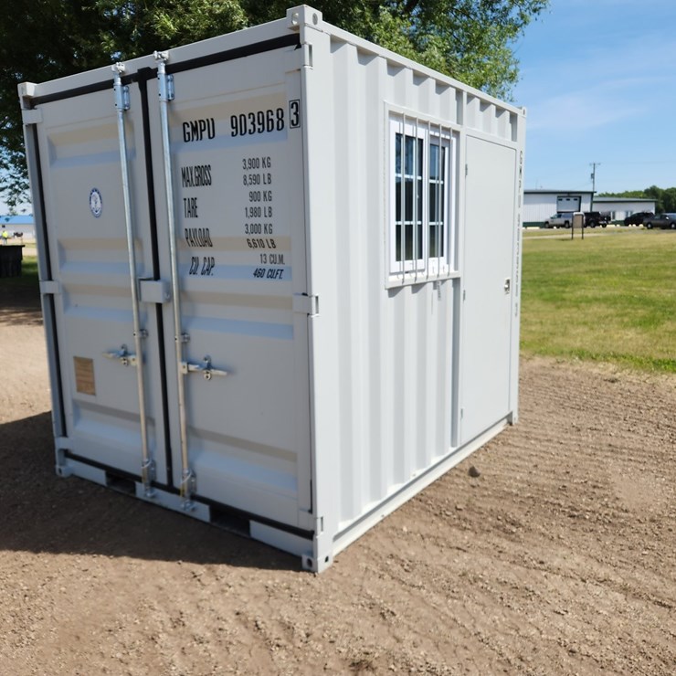 #354 • 9 ft shipping container