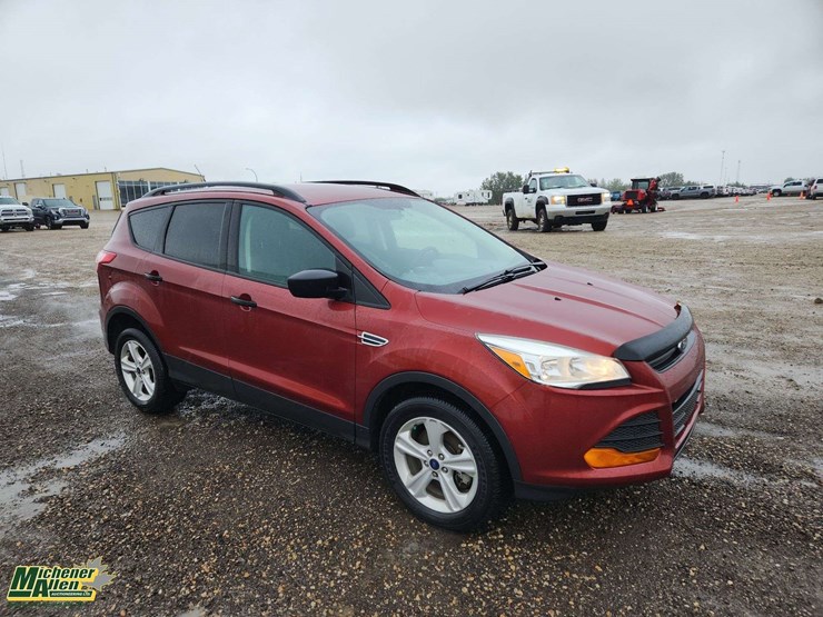 2016-ford-escape-image-2