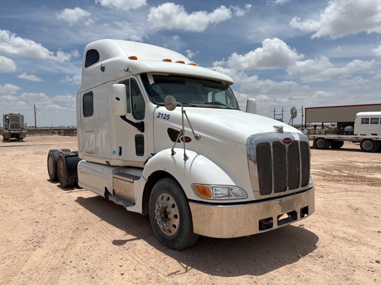2007-peterbilt-387-image-2