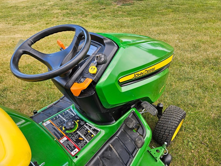 john-deere-x570-image-22
