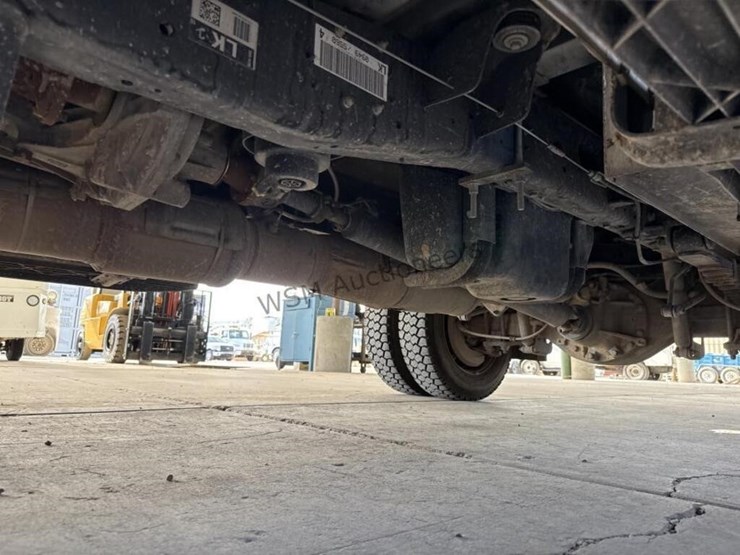 2012-ford-f550-image-27
