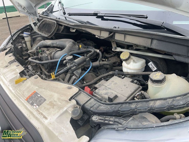 2020-ford-transit-image-23