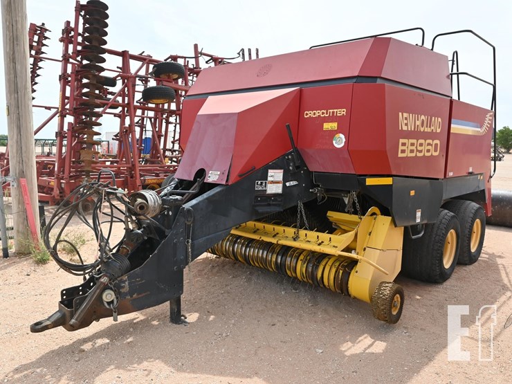 new-holland-bb960rt-image-1