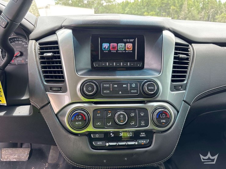 2016-chevrolet-tahoe-image-13