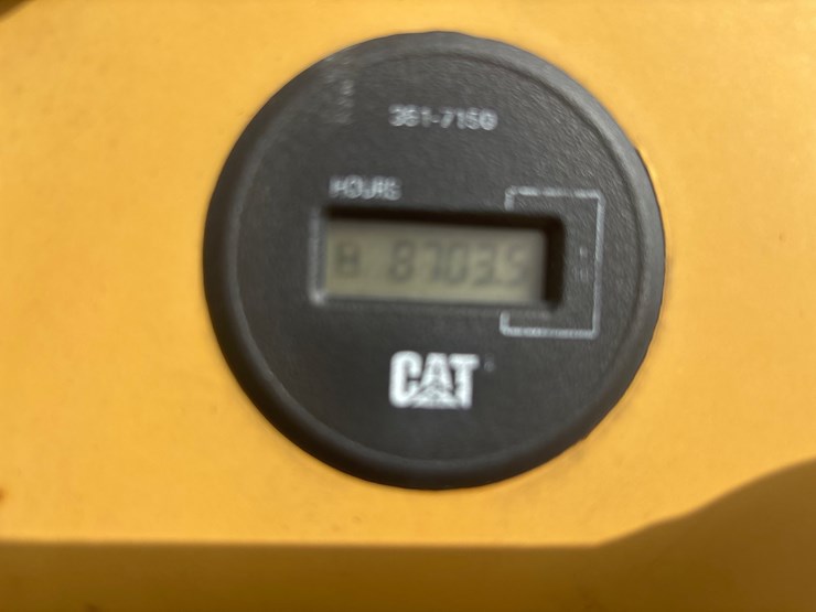 caterpillar-d3g-lgp-image-16