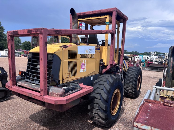 komatsu-wa250-image-3