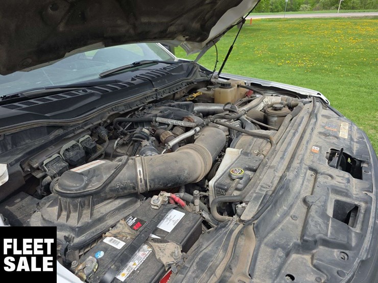 2017-ford-f550-image-25