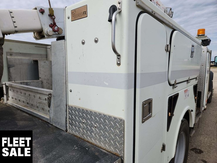 2019-ford-f550-image-29
