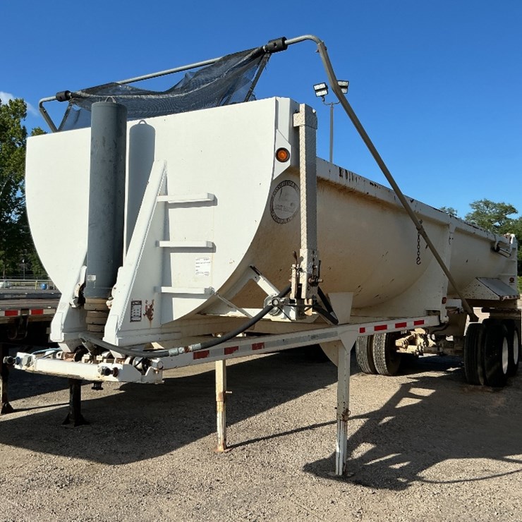 2006 CTS 32FT END DUMP TRAILER