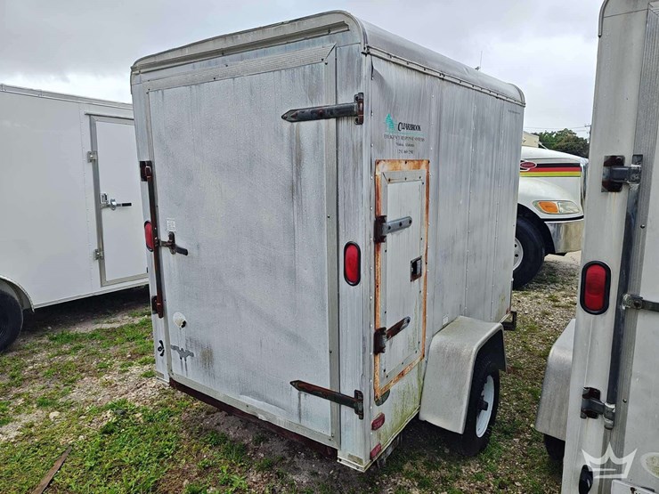 2006-port-city-5ft.-x-8ft.-s/a-enclosed-trailer-image-3