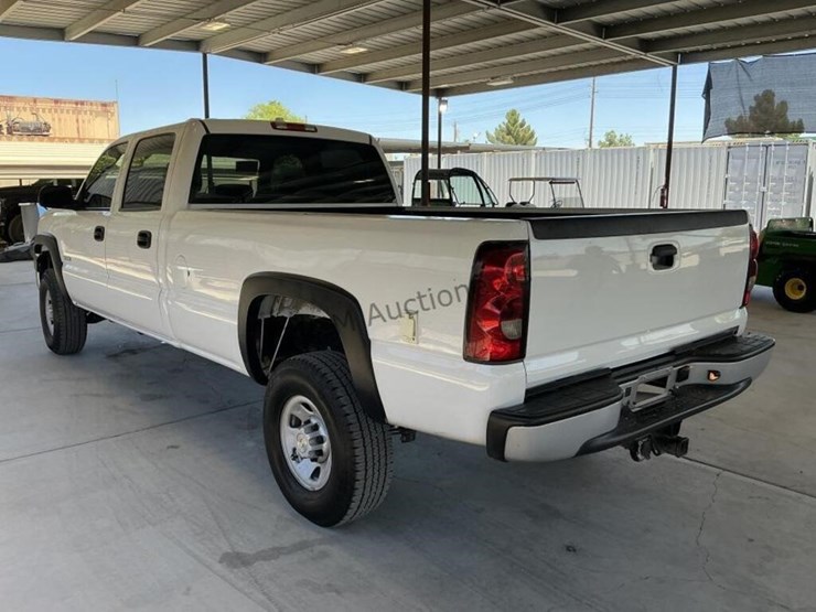 2007-chevrolet-silverado-3500-image-7