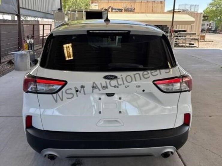 2021-ford-escape-image-7